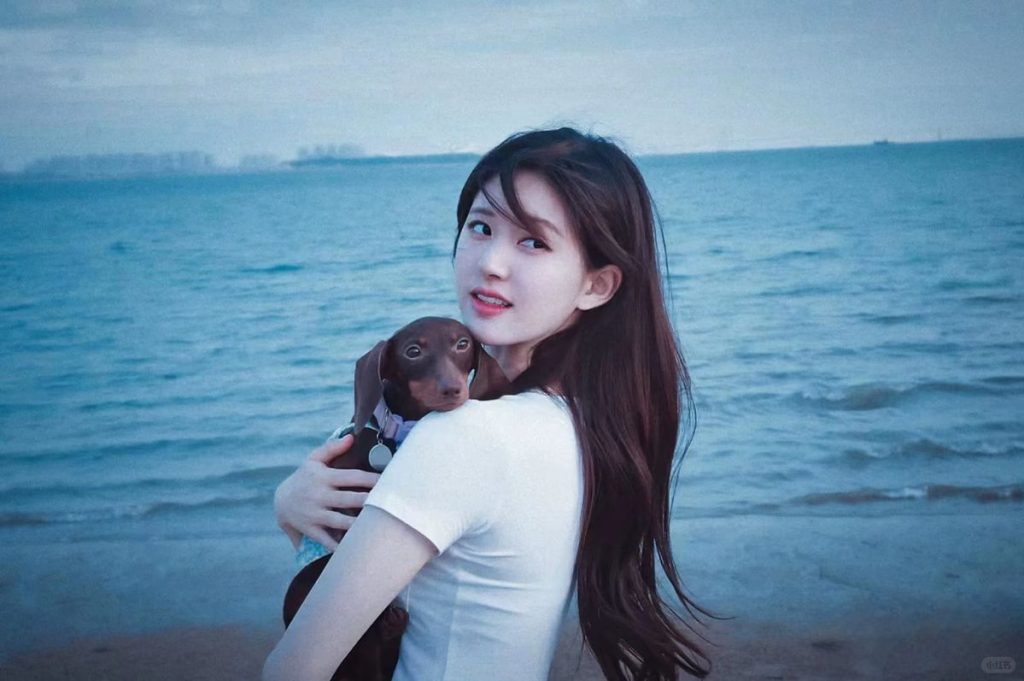 Phong Cách Làm Đẹp Cùng Triệu Lộ Tư: Bí Quyết Da Đẹp Tươi Trẻ